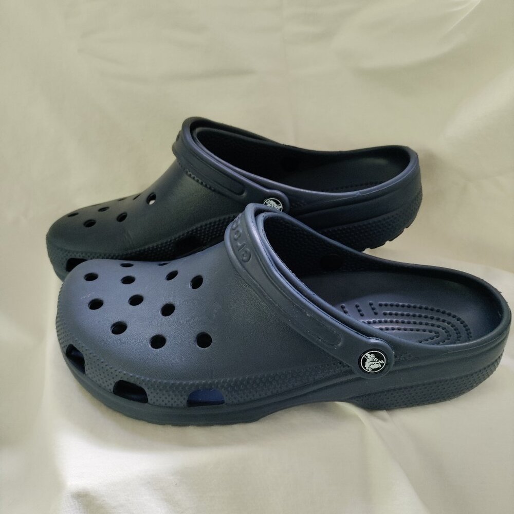 Crocs Classic Clog, Navy,  Mens size 10 Womens 12